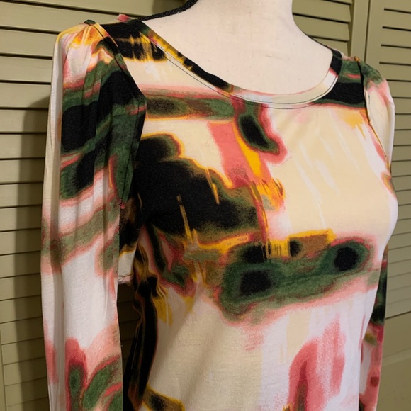 🎉 Colorful pattern top 🎊 - Picture 4 of 7